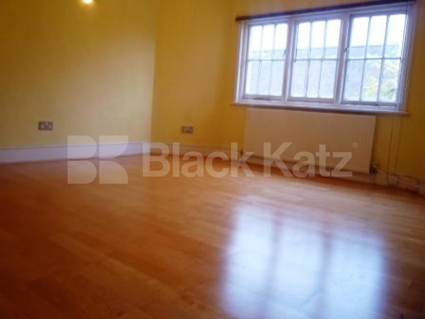 			2 Bedroom, 1 bath, 1 reception Flat			 Crouch Hall Road, CROUCH END