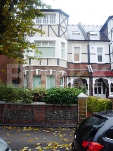 			2 Bedroom, 1 bath, 1 reception Flat			 Crouch Hall Road, CROUCH END