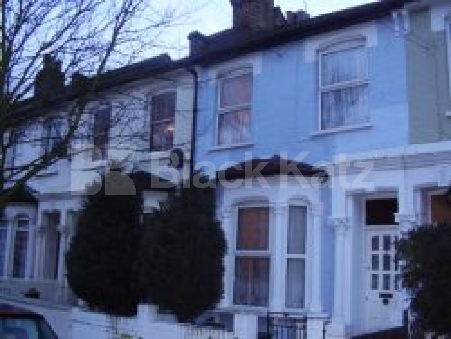 			4 Bedroom, 1 bath, 1 reception Flat			 Bracey Street, FINSBRY PARK