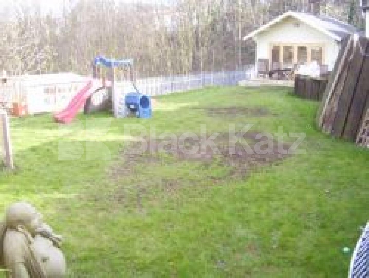 			VIEWINGS RECOMMENDED, 5 Bedroom, 1 bath, 1 reception Flat			 Arvon Road, HIGHBURY FIELDS N5