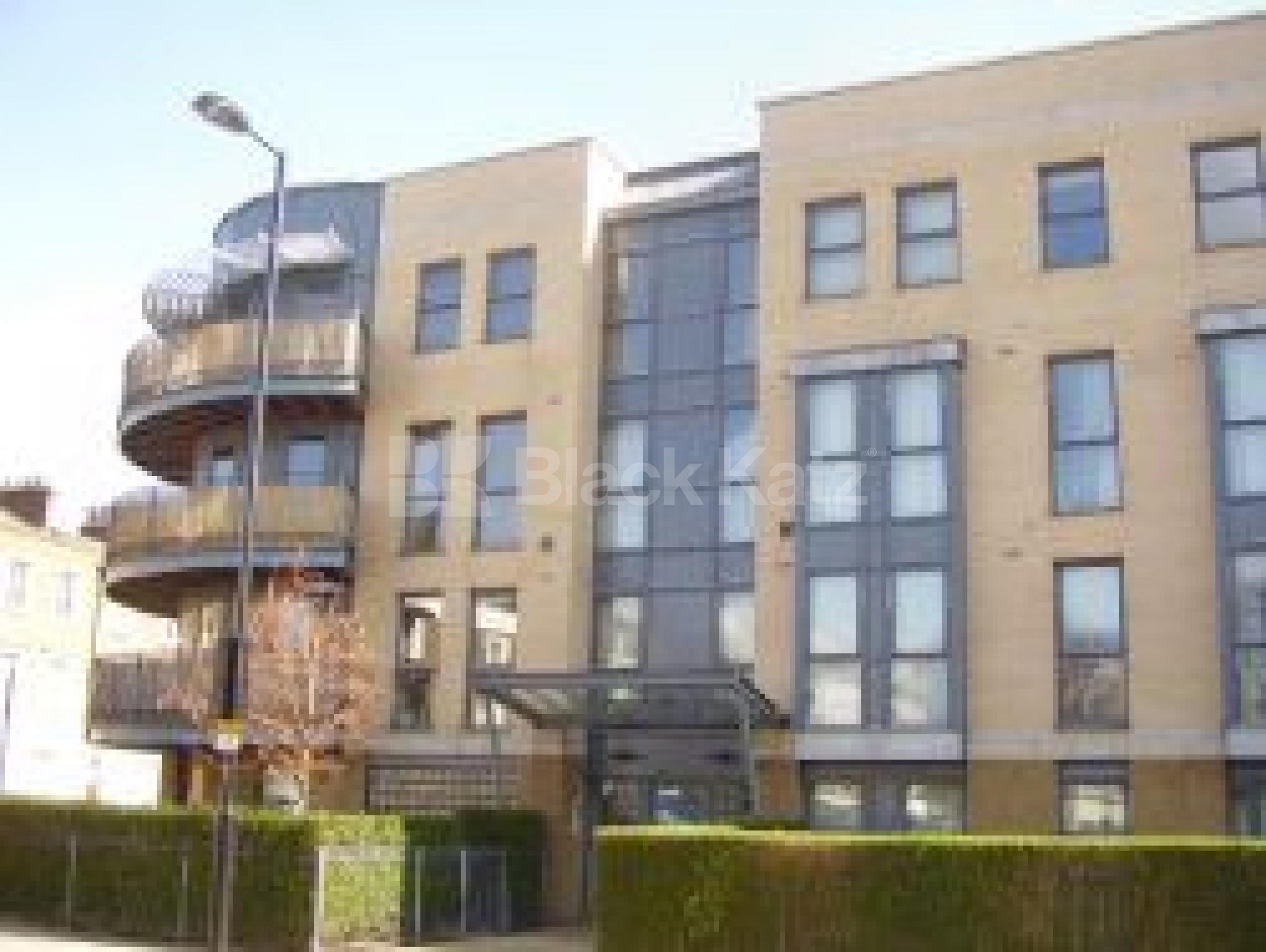 			New Instruction, 2 Bedroom, 1 bath, 1 reception Flat			 Southgate Road, ISLINGTON N1