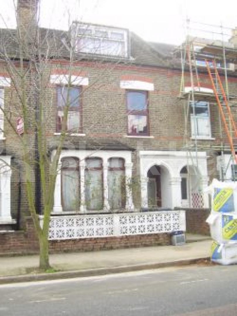 			5 Bedroom, 1 bath, 1 reception Flat			 Eade Road, MANOR HOUSE N4
