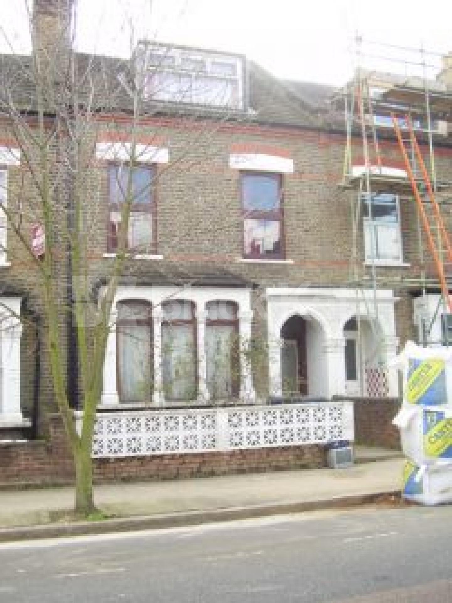 			5 Bedroom, 1 bath, 1 reception Flat			 Eade Road, MANOR HOUSE N4 N4