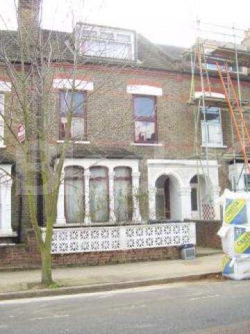 			5 Bedroom, 1 bath, 1 reception Flat			 Eade Road, MANOR HOUSE N4