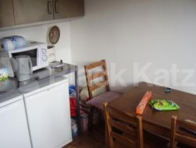 			3 Bedroom, 1 bath, 1 reception Flat			 Girdlestone Walk, ARCHWAY N19