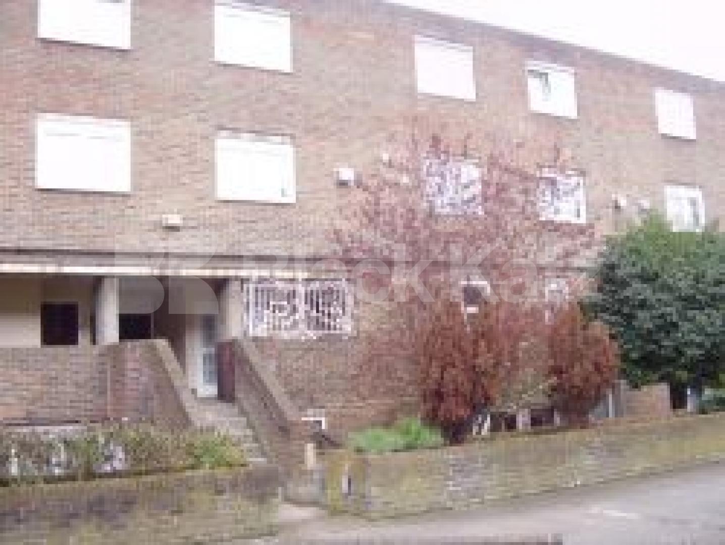 			3 Bedroom, 1 bath, 1 reception Flat			 Girdlestone Walk, ARCHWAY N19