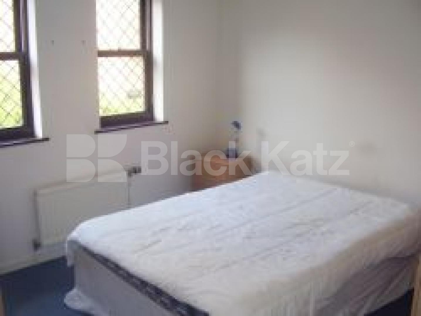 			1 Bedroom, 1 bath, 1 reception Flat			 Wonter Close, ANGEL N1