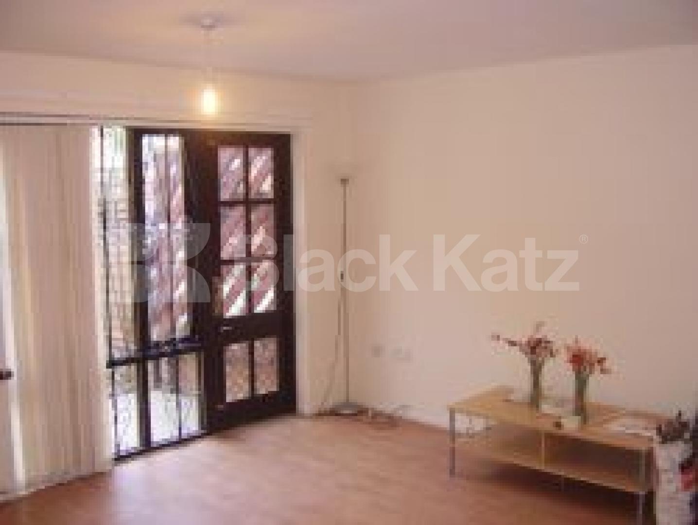 			1 Bedroom, 1 bath, 1 reception Flat			 Wonter Close, ANGEL N1