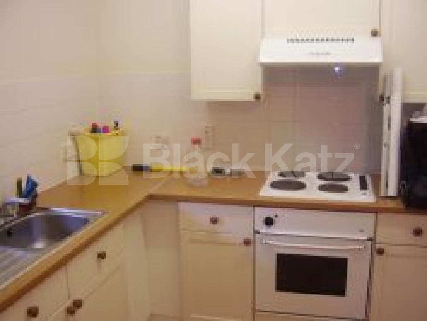 			1 Bedroom, 1 bath, 1 reception Flat			 Wonter Close, ANGEL N1