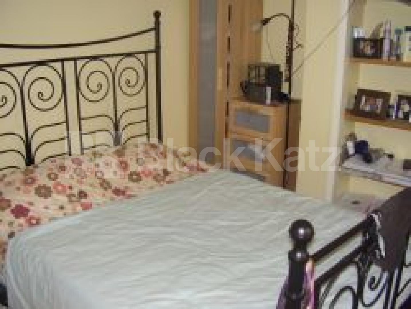 			New Instruction, 2 Bedroom, 1 bath, 1 reception Flat			 New North Road, ISLINGTON N1