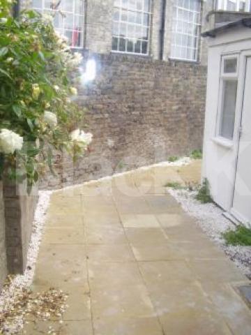 			1 Bedroom, 1 bath, 1 reception Flat			 New North Road, ANGEL/OLD STREET N1