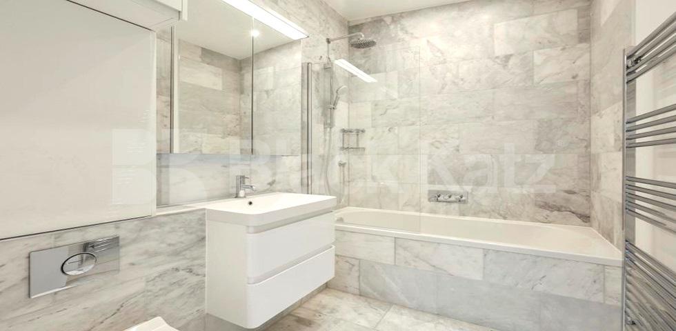 			NEW AND MINUTES TO TUBE & PARK!, 1 Bedroom, 1 bath, 1 reception Flat			 Parkway, REGENTS PARK - CAMDEN