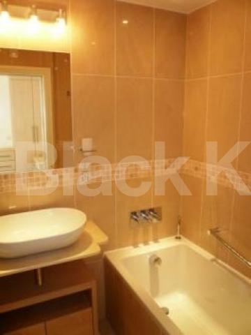 			MUST SEE!, 2 Bedroom, 1 bath, 1 reception Flat			 Parliament Hill, HAMPSTEAD HEATH/BELSIZE PARK