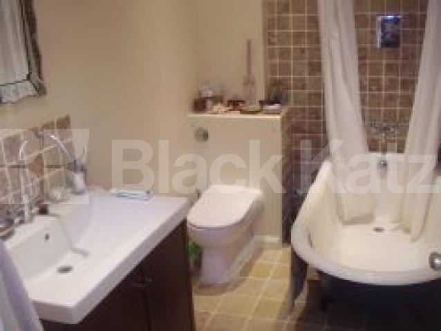 			3 Bedroom, 1 bath, 1 reception Flat			 Hornsey Rise Gardens, Crouch Hill N19