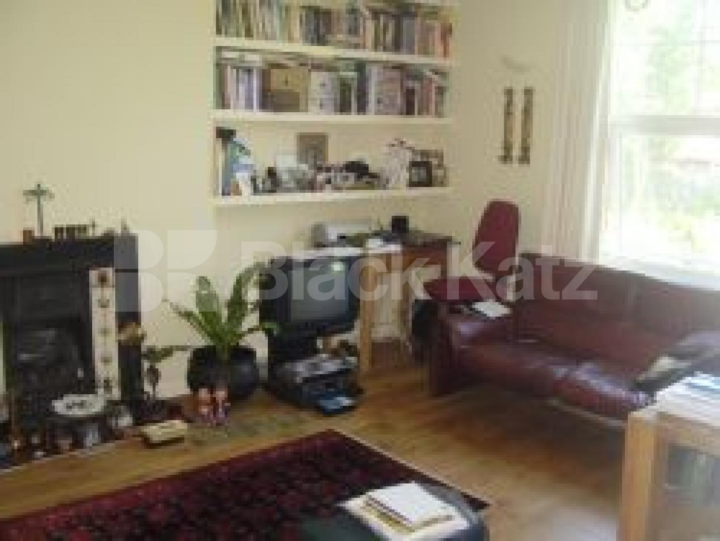 			3 Bedroom, 1 bath, 1 reception Flat			 Hornsey Rise Gardens, Crouch Hill N19