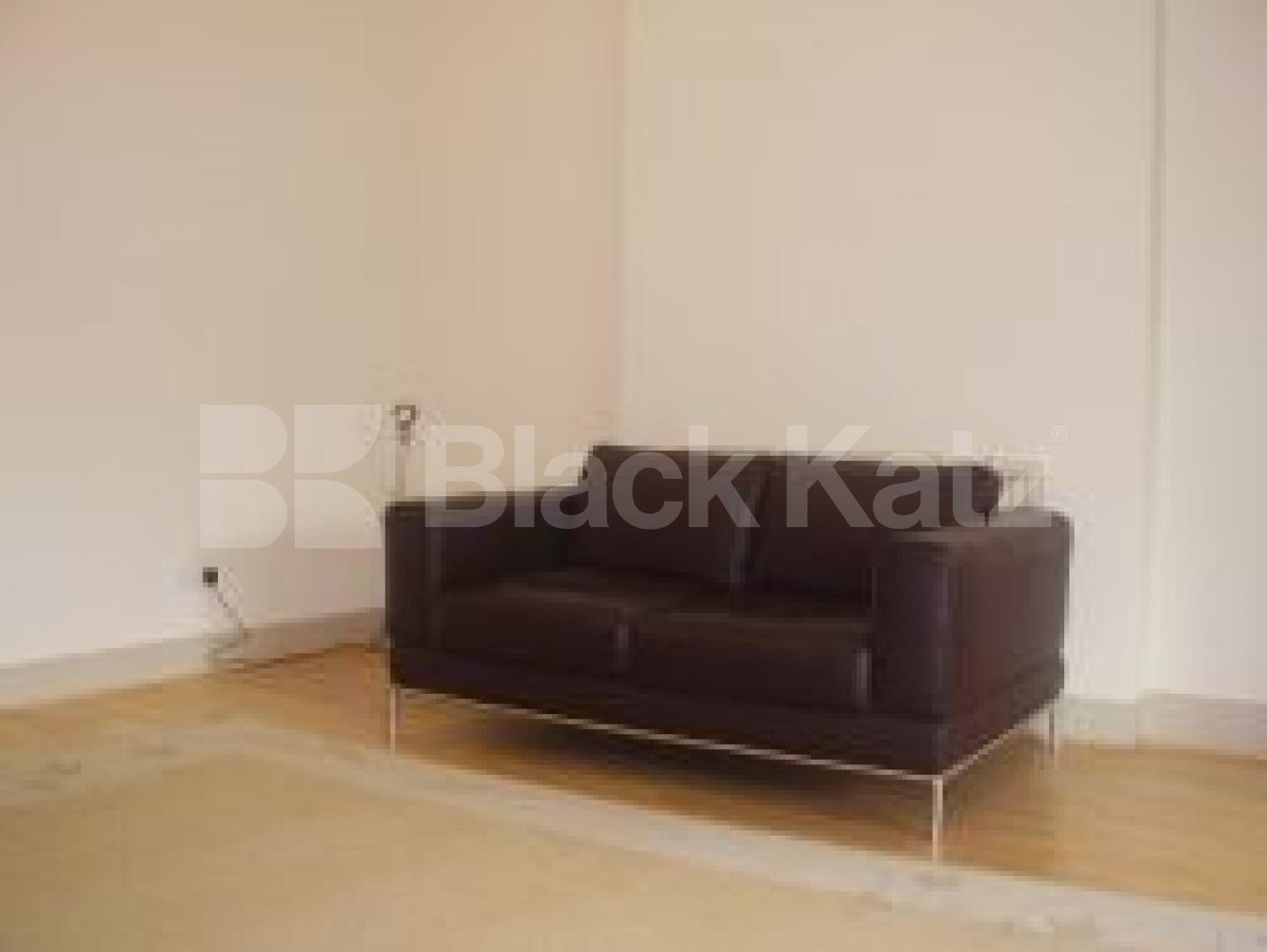 			2 Bedroom, 1 bath, 1 reception Flat			 Moray Road, FINSBURY PARK N4