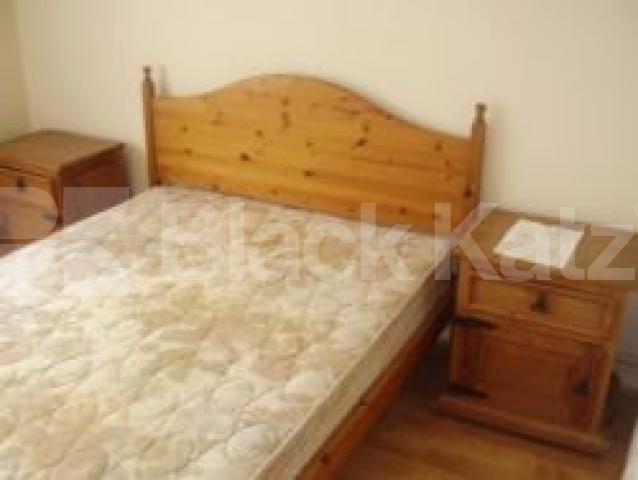 			1 Bedroom, 1 bath, 1 reception Flat			 Essex Road, ISLINGTON