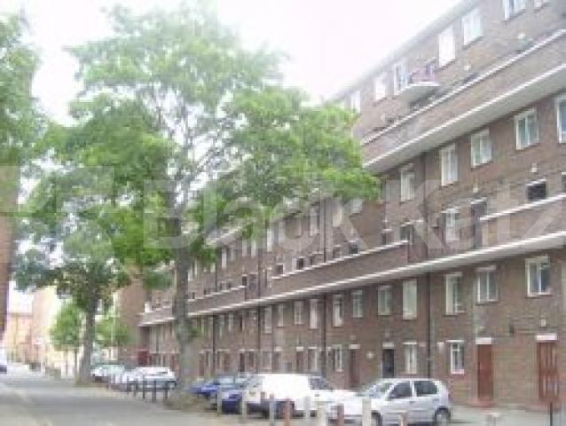 			1 Bedroom, 1 bath, 1 reception Flat			 Essex Road, ISLINGTON