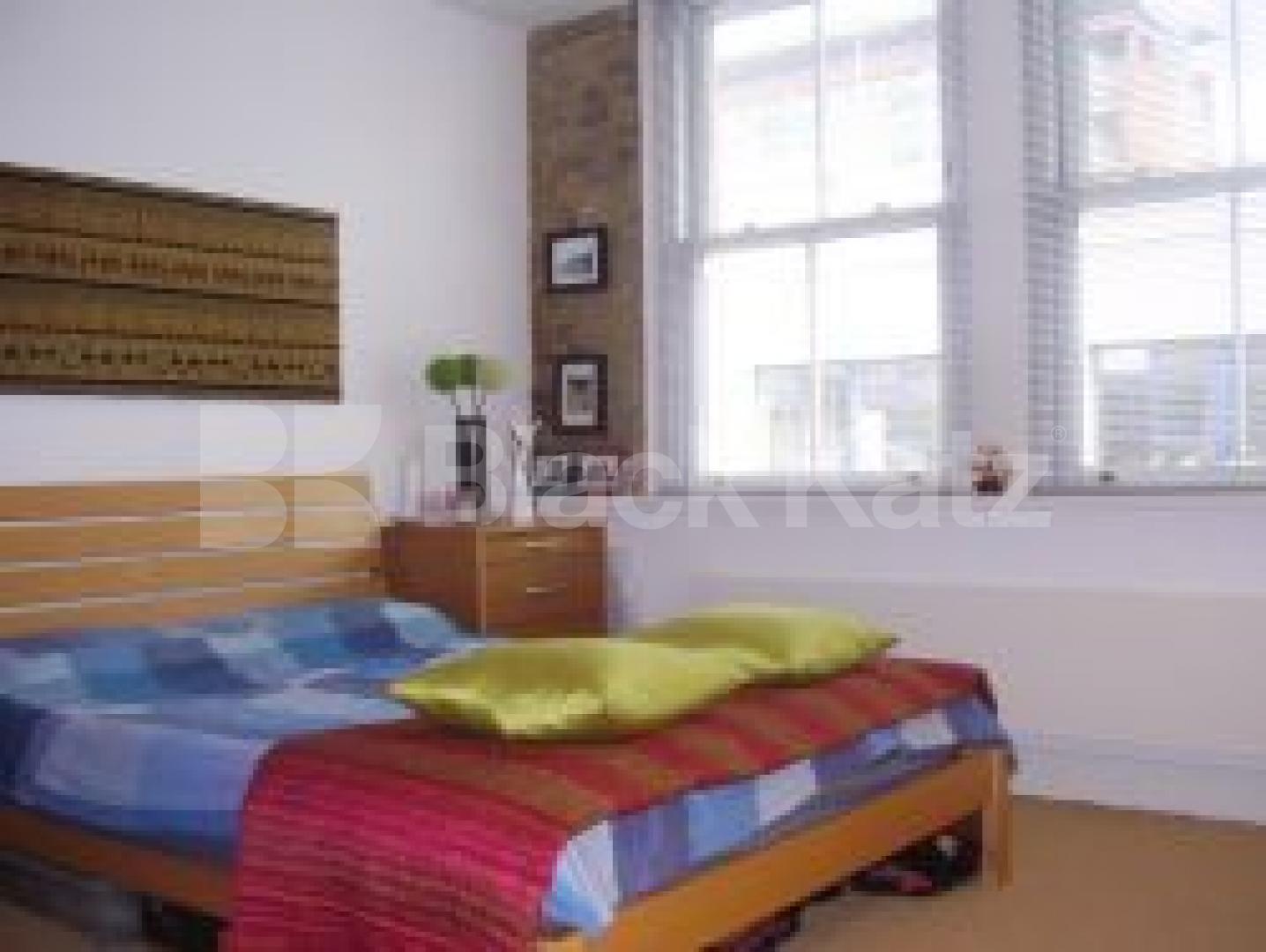 			Viewings are highly recommended!!!, 1 Bedroom, 1 bath, 1 reception Apartment			 Mallow Street, Old Street