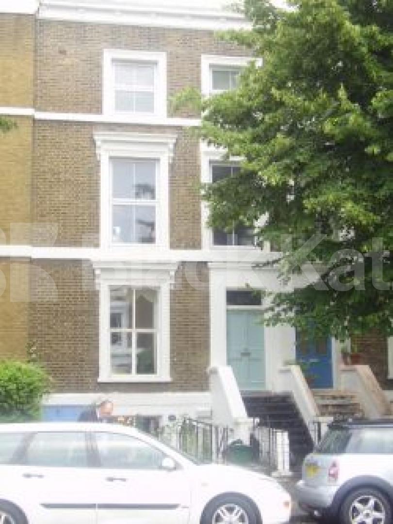 			NEW INSTRUCTION, 3 Bedroom, 1 bath, 1 reception Flat			 Southgate Road, DE BEAUVOIR TOWN N1