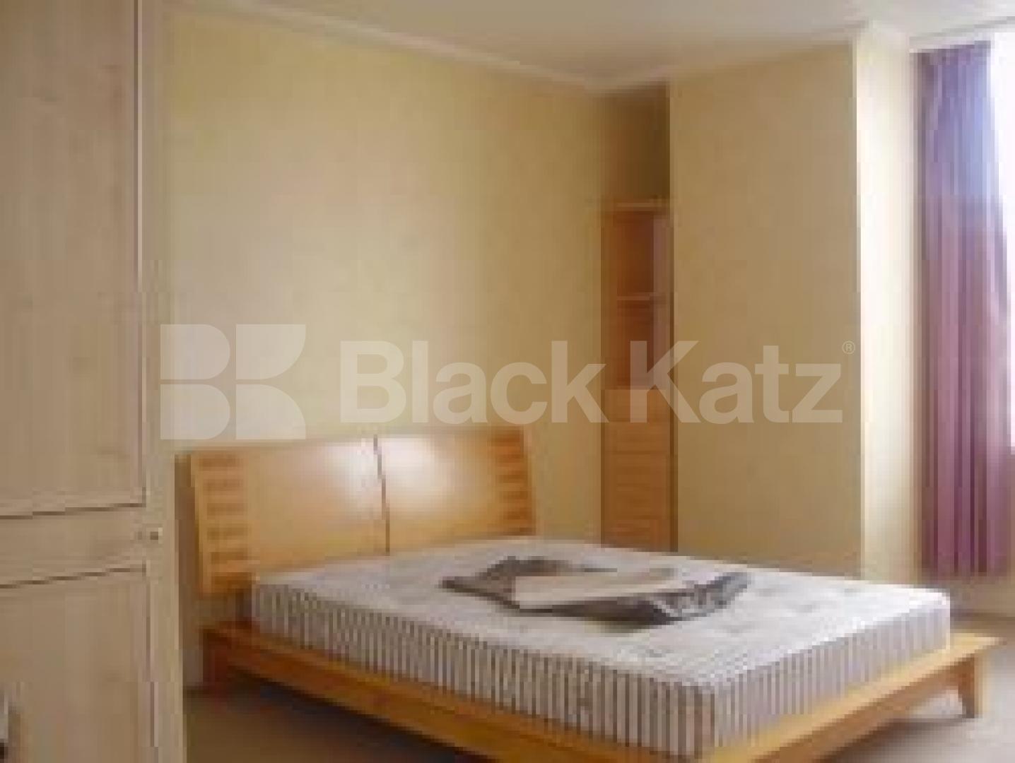 			2 Bedroom, 1 bath, 1 reception Flat			 Drayton Park, HIGHBURY N5