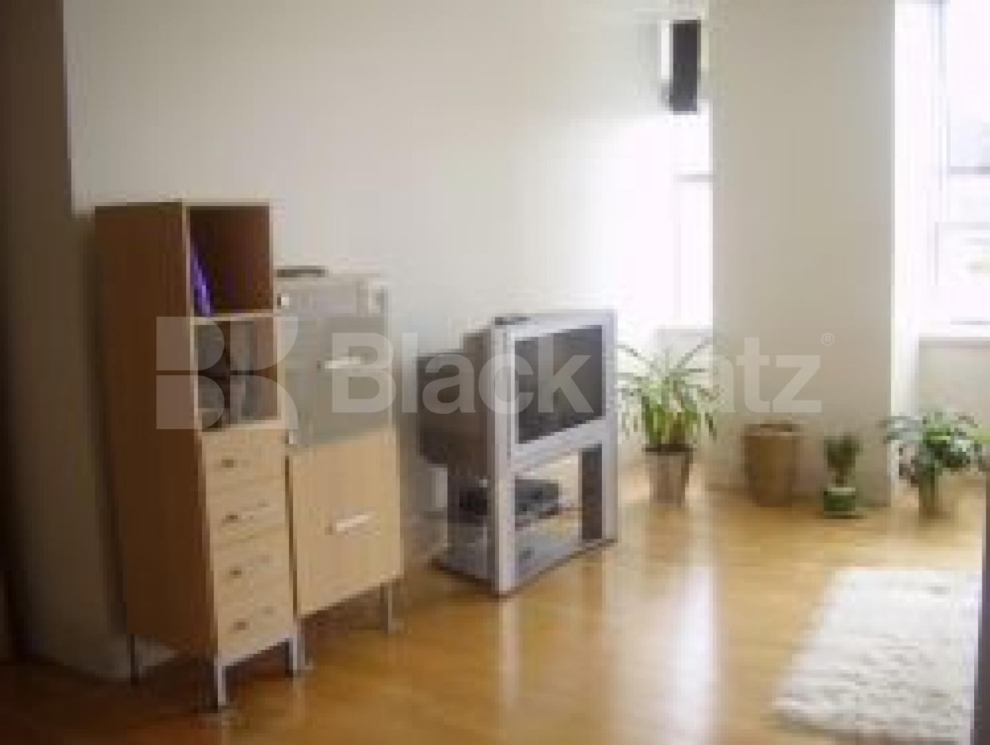 			2 Bedroom, 1 bath, 1 reception Flat			 Drayton Park, HIGHBURY N5