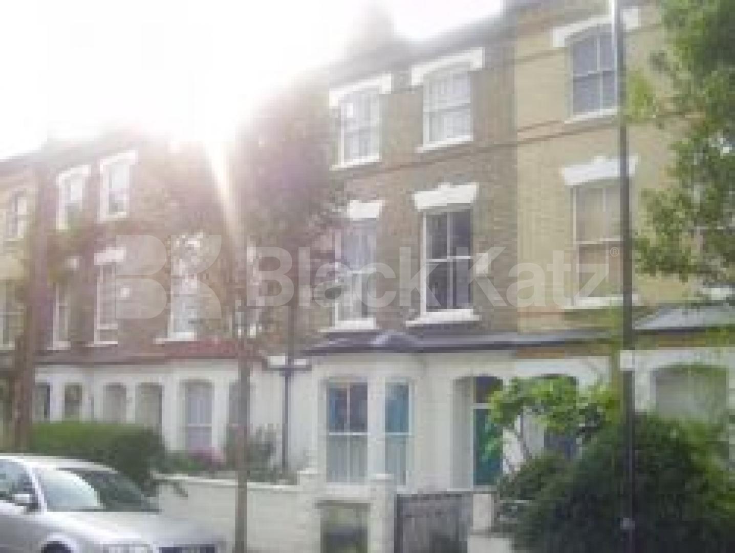 			NEW INSTRUCTION!, 5 Bedroom, 1 bath, 1 reception House			 Mayton Street, HOLLOWAY 