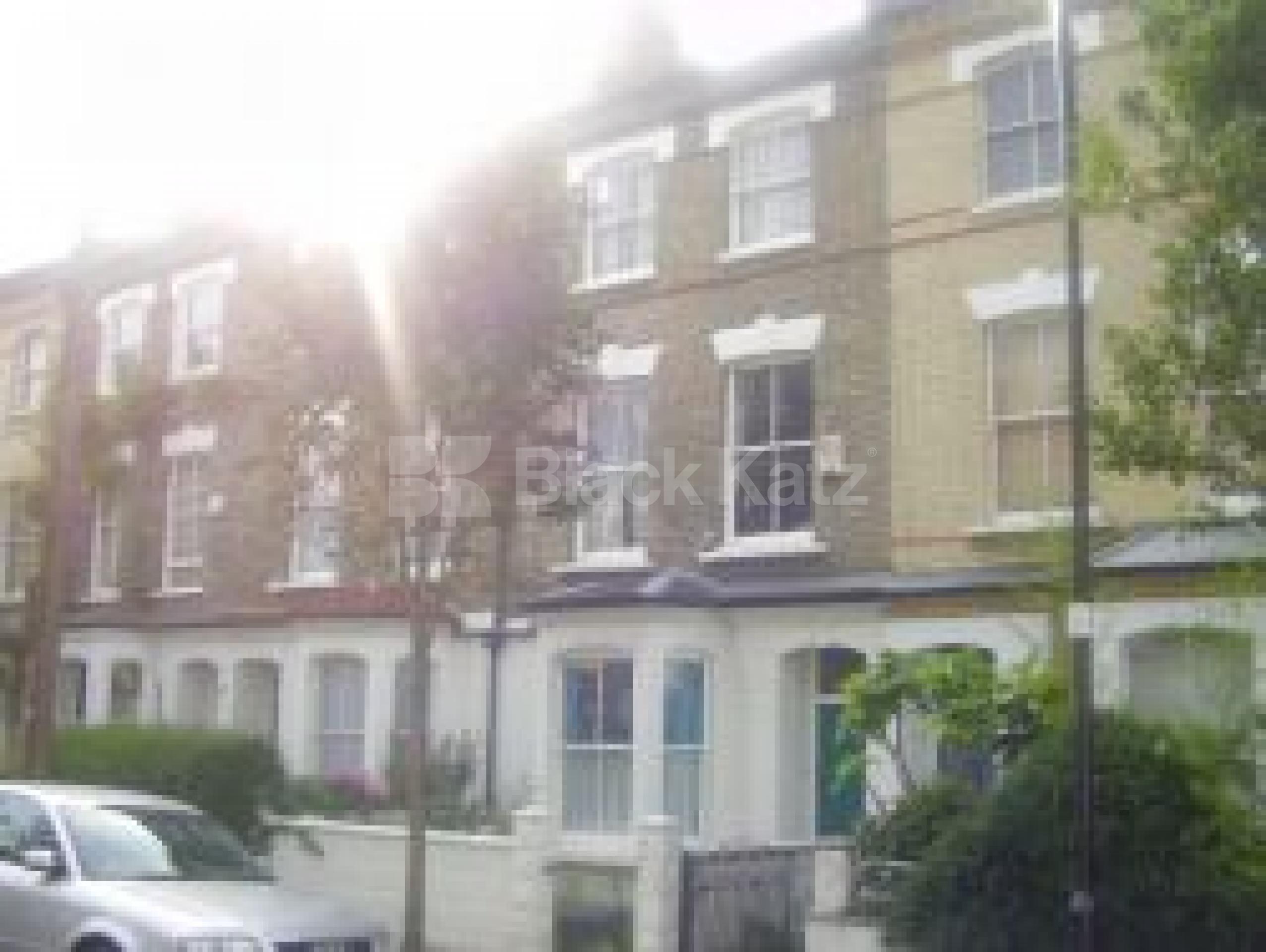 			NEW INSTRUCTION!, 5 Bedroom, 1 bath, 1 reception House			 Mayton Street, HOLLOWAY  N7