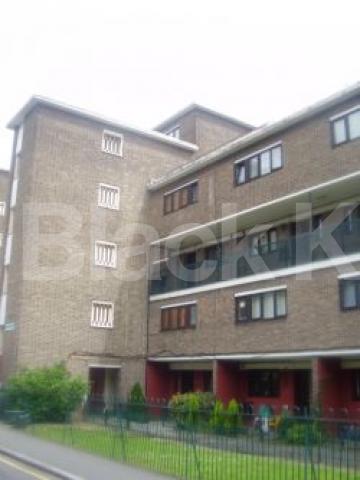 			NEW INSTRUCTION, 3 Bedroom, 1 bath, 1 reception Flat			 Murray Grove, OLD STREET N1