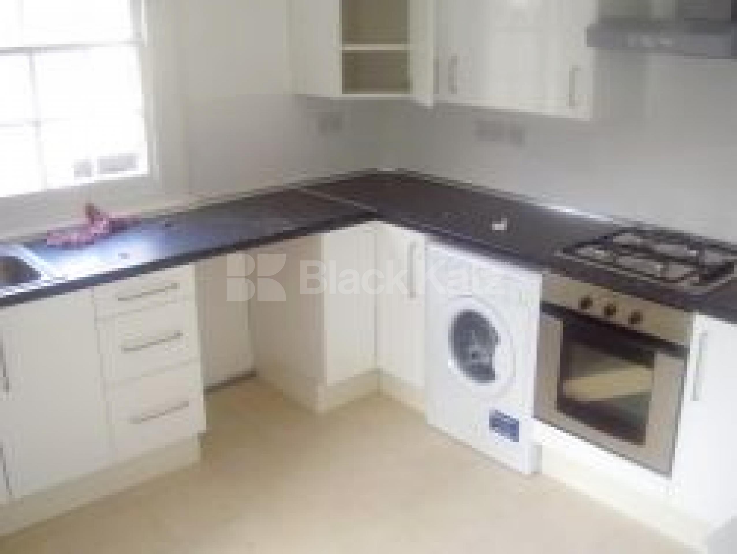 			MUST SEE, 2 Bedroom, 1 bath, 1 reception Flat			 Archway Close, Archway N19