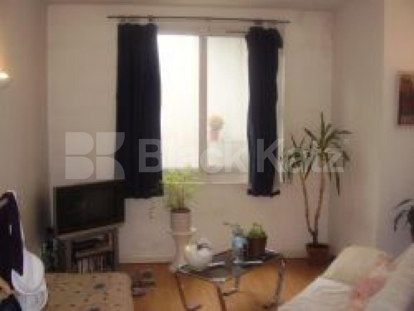 			NEW INSTRUCTION, 2 Bedroom, 1 bath, 1 reception Flat			 OLD STREET, OLD STREET EC1