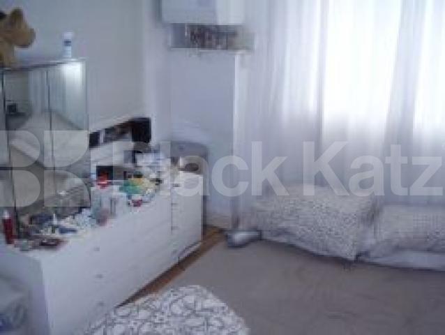 			NEW INSTRUCTION, 2 Bedroom, 1 bath, 1 reception Flat			 OLD STREET, OLD STREET EC1