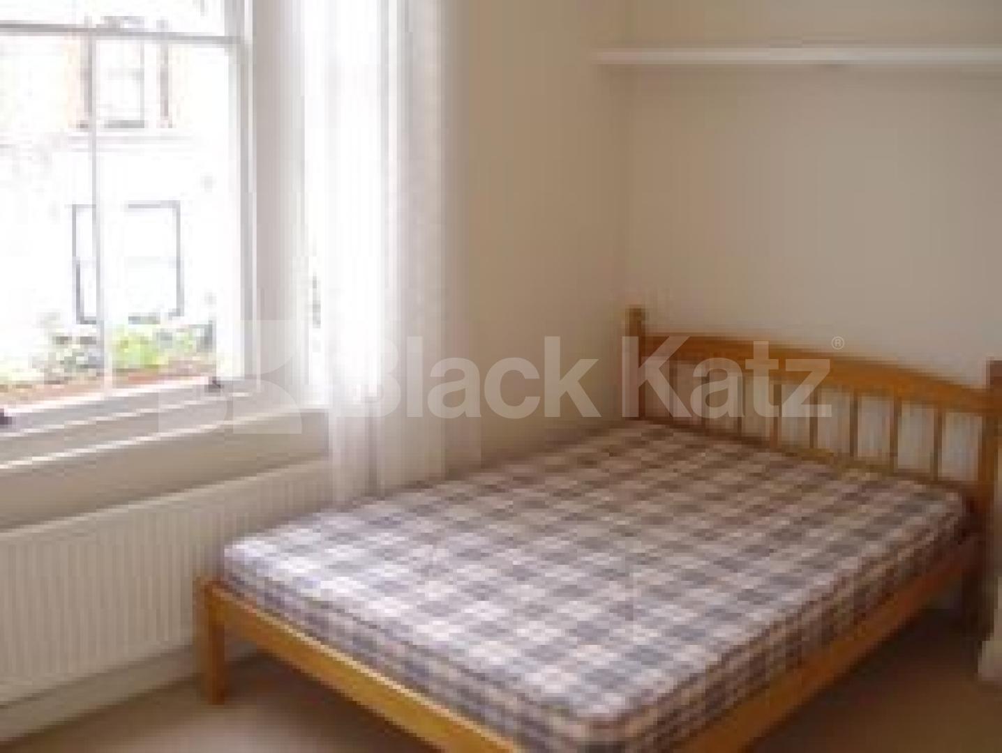 			Amazing!!! Must see!!!, 2 Bedroom, 1 bath, 1 reception Flat			 Staverdale road, Highbury