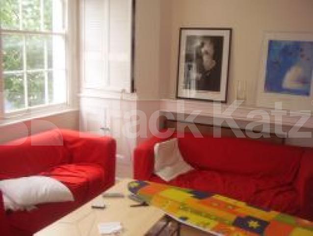 			3 Bedroom, 1 bath, 1 reception Flat			 Offord Road, BARNSBURY/ISLINGTON N1