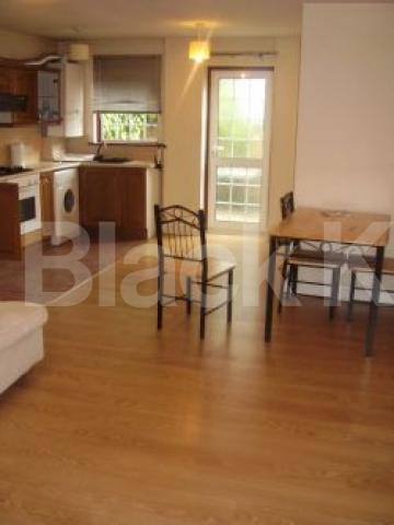 			FANTASTIC VALUE, 2 Bedroom, 1 bath, 1 reception Flat			 New North Road, ISLINGTON N1