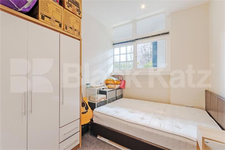 Two-Bedroom Property to Rent on Chatsworth Road, NW2A well-presented two-bedroom property located on Chatsworth Road, NW2, now available to rent Chatsworth Road, London, NW2,  London
