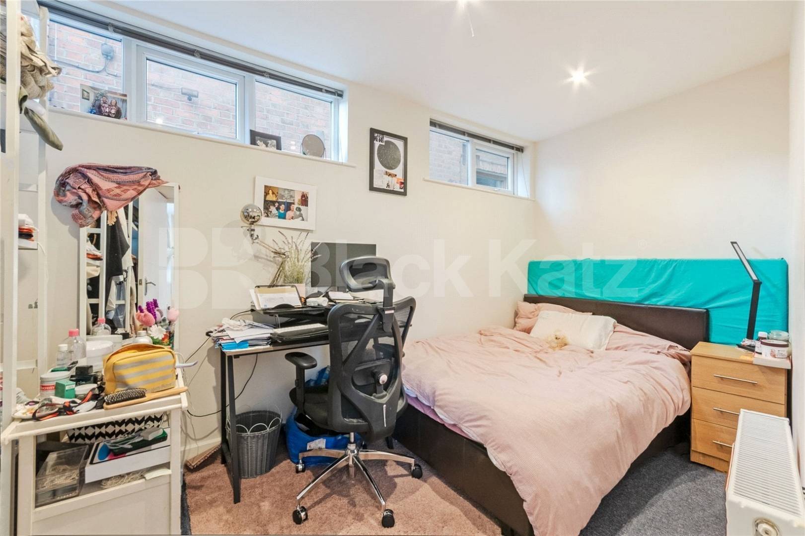 Two-Bedroom Property to Rent on Chatsworth Road, NW2A well-presented two-bedroom property located on Chatsworth Road, NW2, now available to rent Chatsworth Road, London, NW2,  London