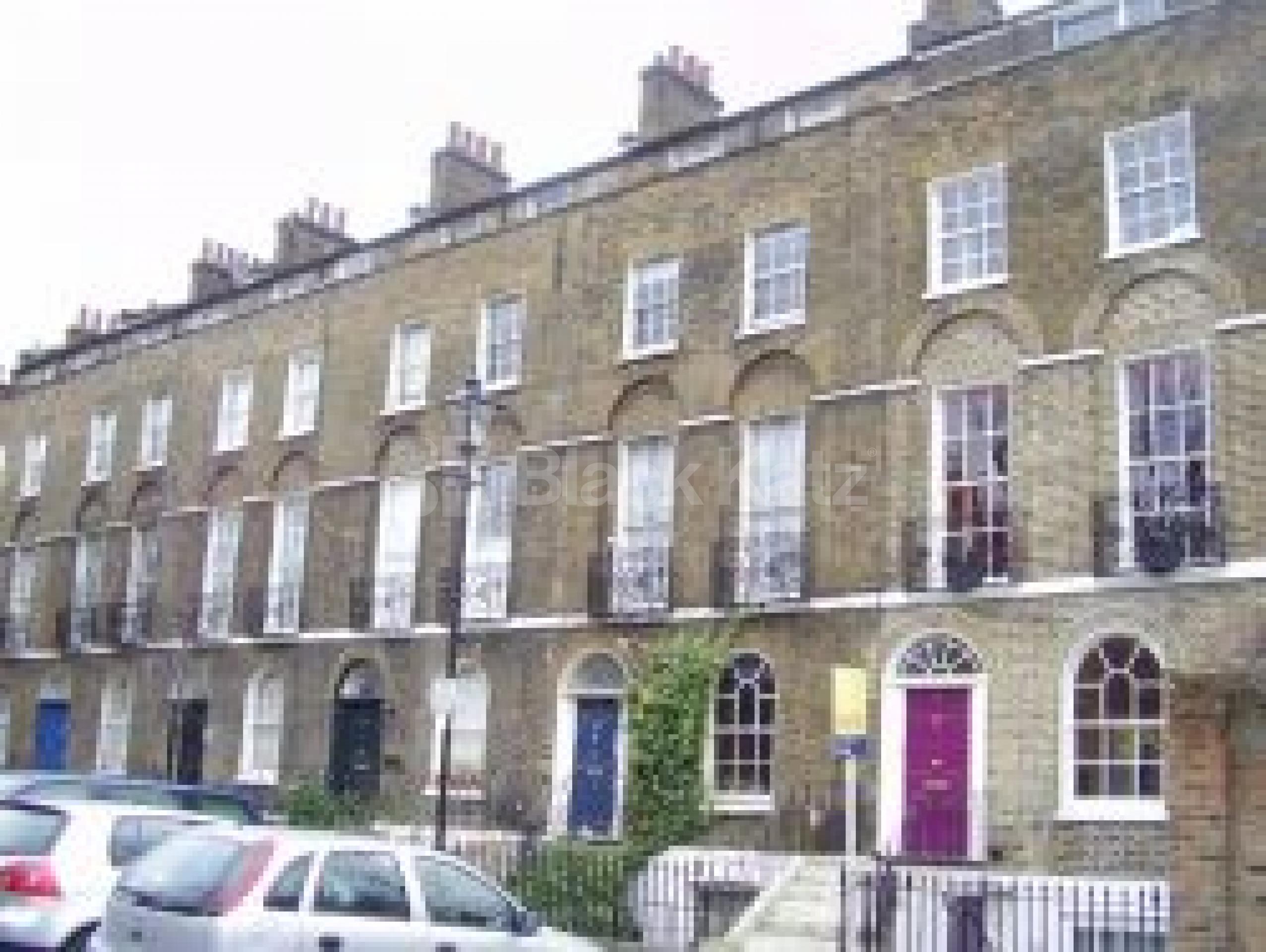 			2 Bedroom, 1 bath, 1 reception Flat			 Stonefield Street, ISLINGTON N1 N1