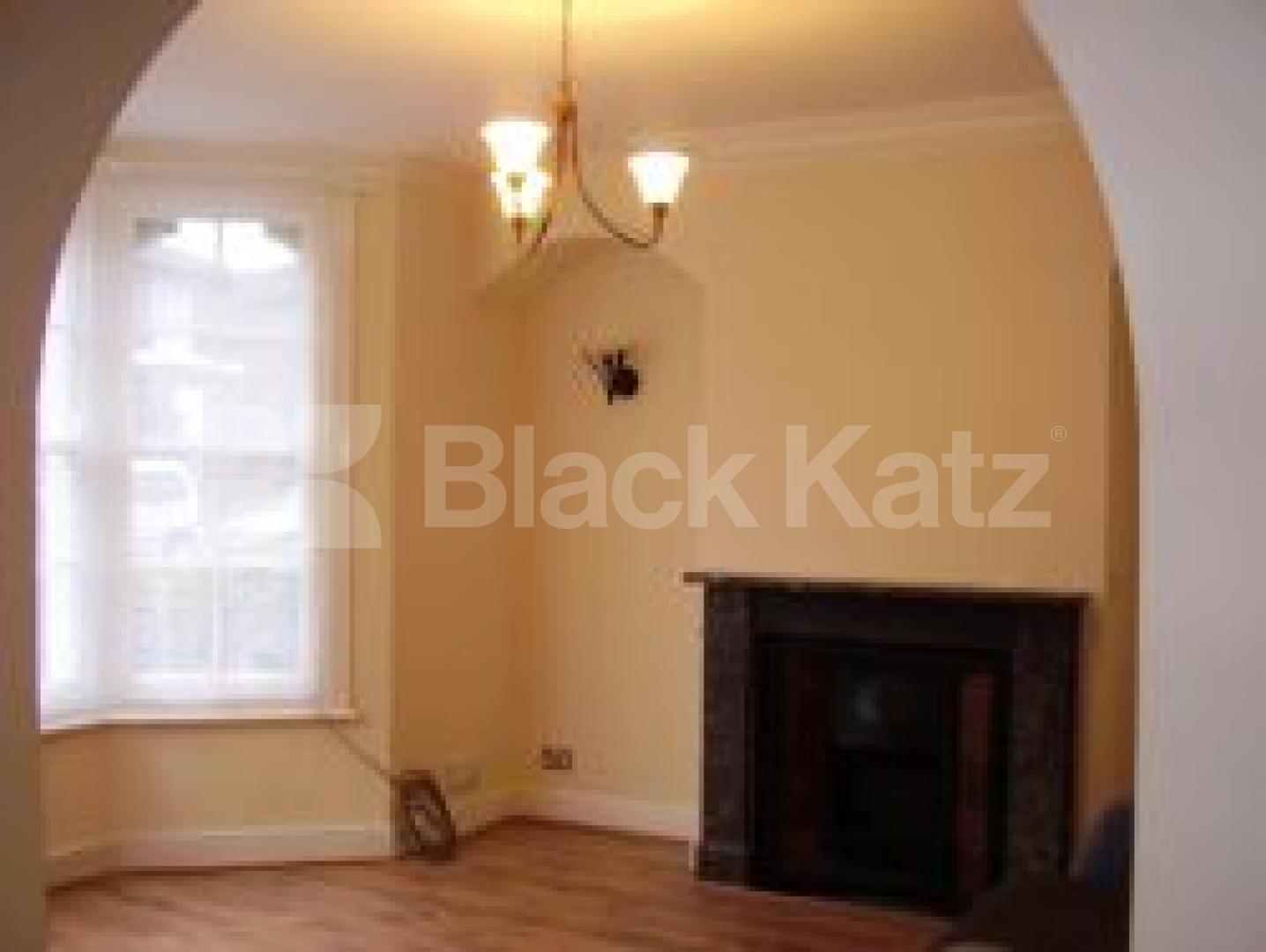 			New Instruction , 3 Bedroom, 1 bath, 1 reception Flat			 Hertford Road, DE BEAUVOIR TOWN N1-DALSTON