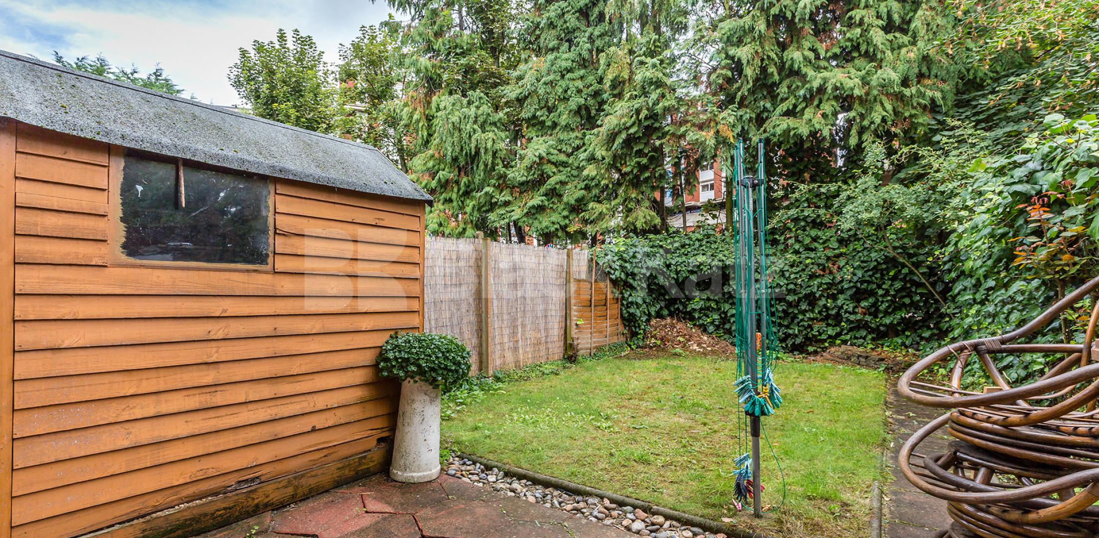 			IDEAL FOR 4 SHARERS!, 4 Bedroom, 1 bath, 1 reception Terraced House			 Penderyn Way, Tufnell Park