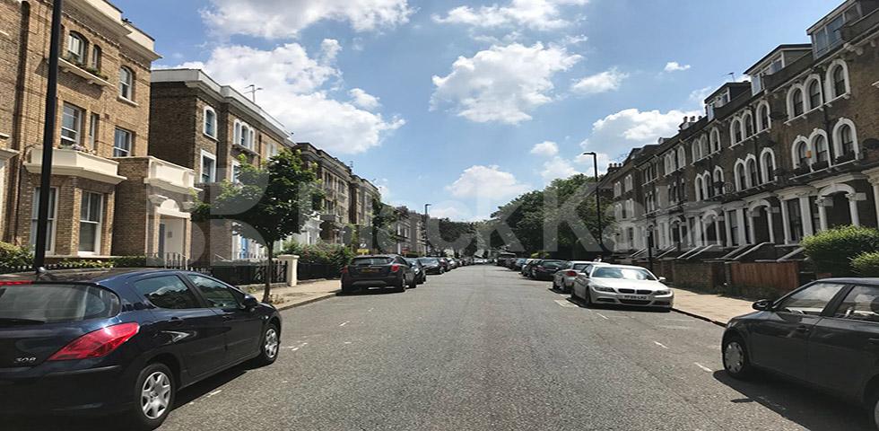 			UNDER OFFER, 1 Bedroom, 1 bath, 1 reception Apartment			 Victoria Rise, Clapham Common