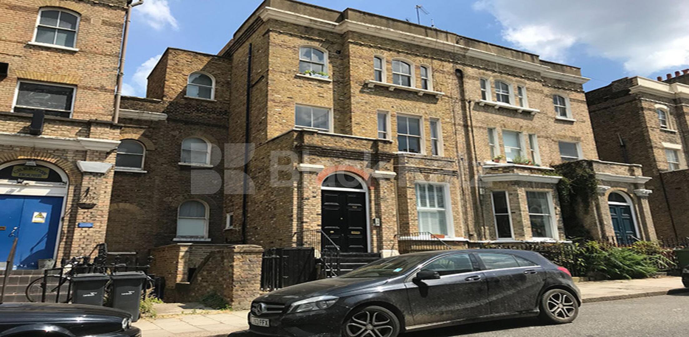 			UNDER OFFER, 1 Bedroom, 1 bath, 1 reception Apartment			 Victoria Rise, Clapham Common