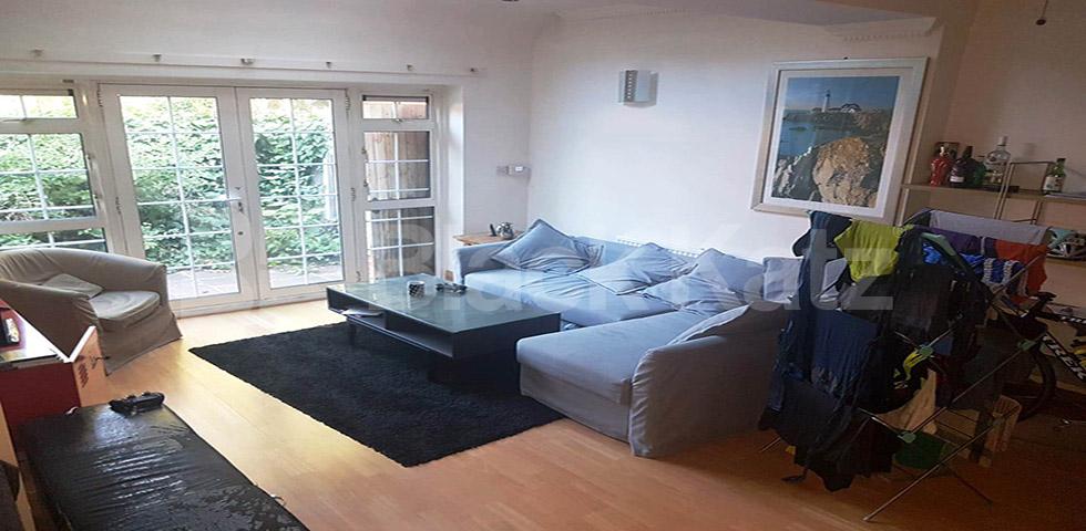 			FANTASTIC LARGE 3 BED IN HAMPSTEAD!, 3 Bedroom, 1 bath, 1 reception Ground Floor Flat			 Glenmore Road, BELSIZE PARK