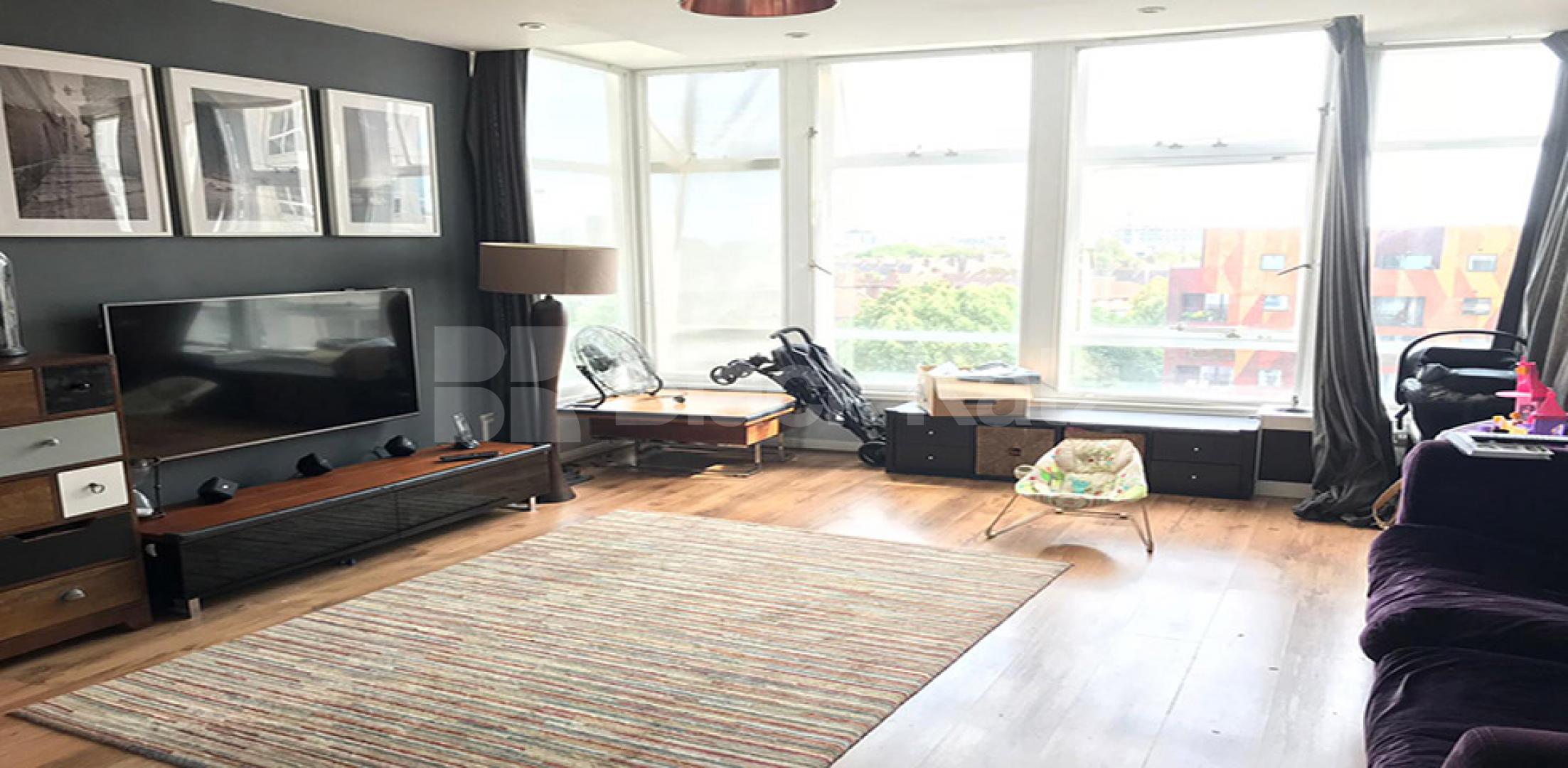 			UNDER OFFER , 2 Bedroom, 1 bath, 1 reception Apartment			 Metro Central Heights, Newington Causeway, Elephant & Castle