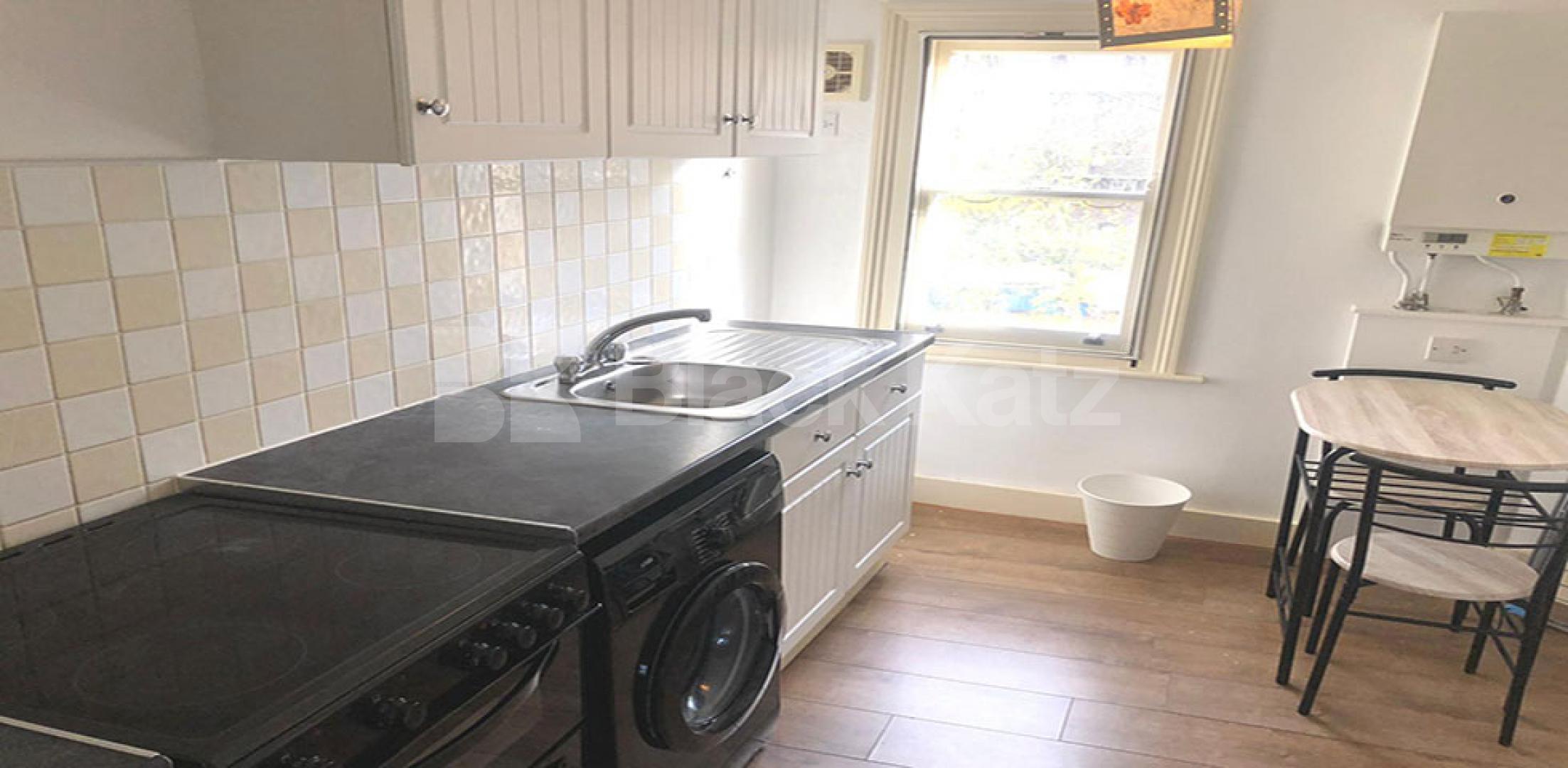 Spacious refurbished studio set in a victorian house conversion Mercers Road, Tufnell Park