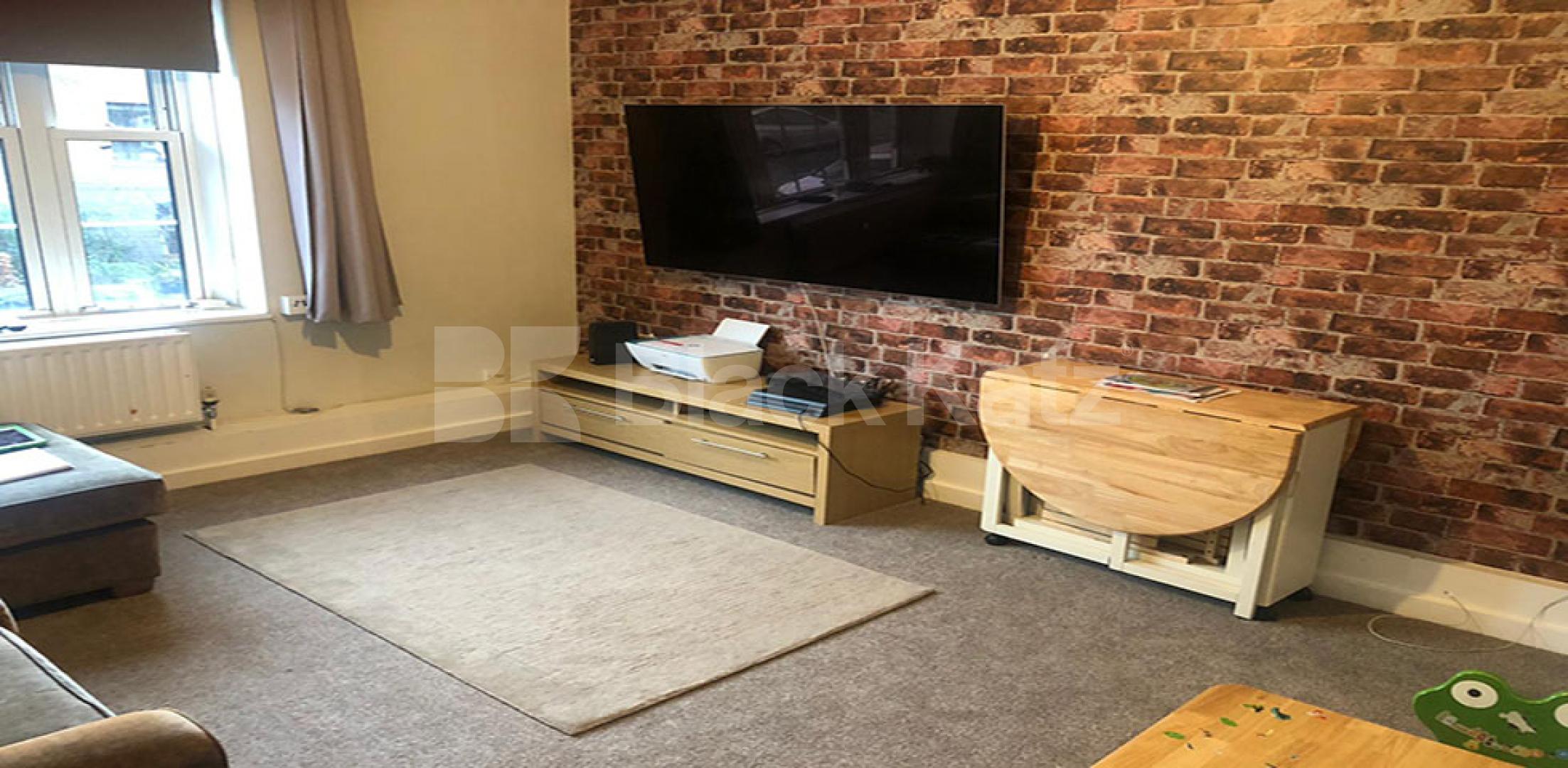 			MINS TO CAMDEN CAMDEN MARKET!, 2 Bedroom, 1 bath, 1 reception Flat			 Harmood House, Harmood Street, CAMDEN