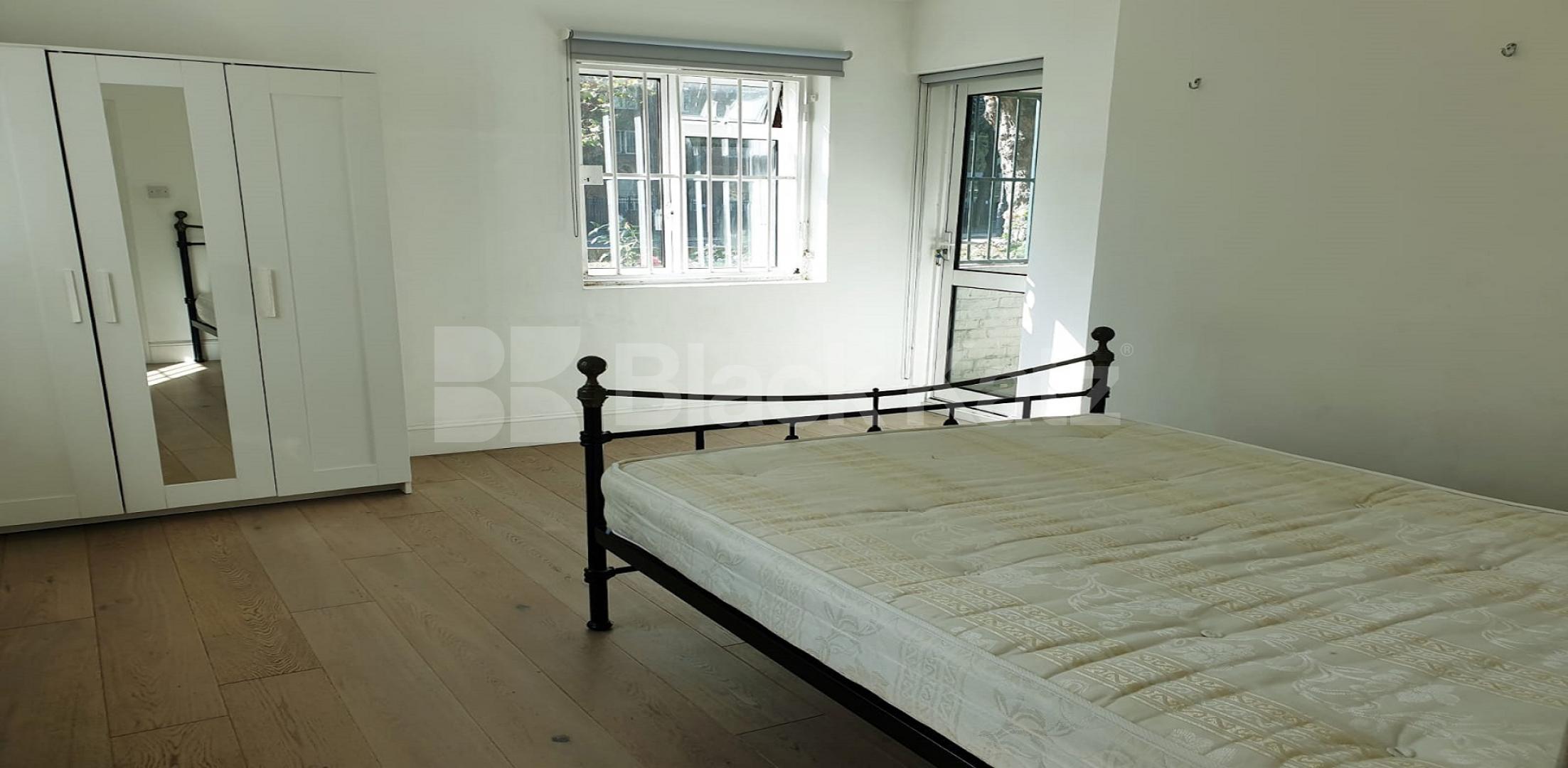 			LET , 3 Bedroom, 1 bath, 1 reception Apartment			 East Indian Dock Road, Poplar 