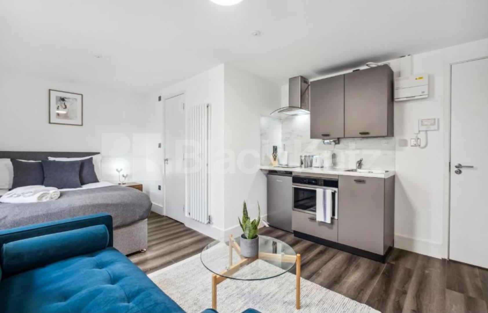 Recently refurbished studio flat to rent inc Wifi and Water Sutherland Avenue, Maida Vale