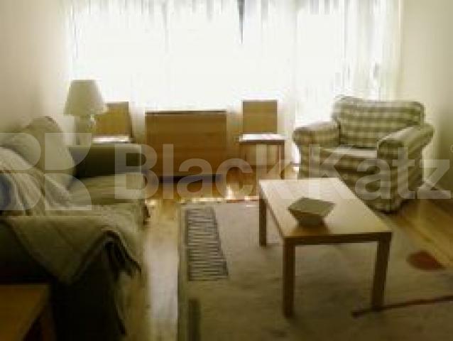 			New Instruciton, 2 Bedroom, 1 bath, 1 reception Flat			 Boundary Road, SWISS COTTAGE