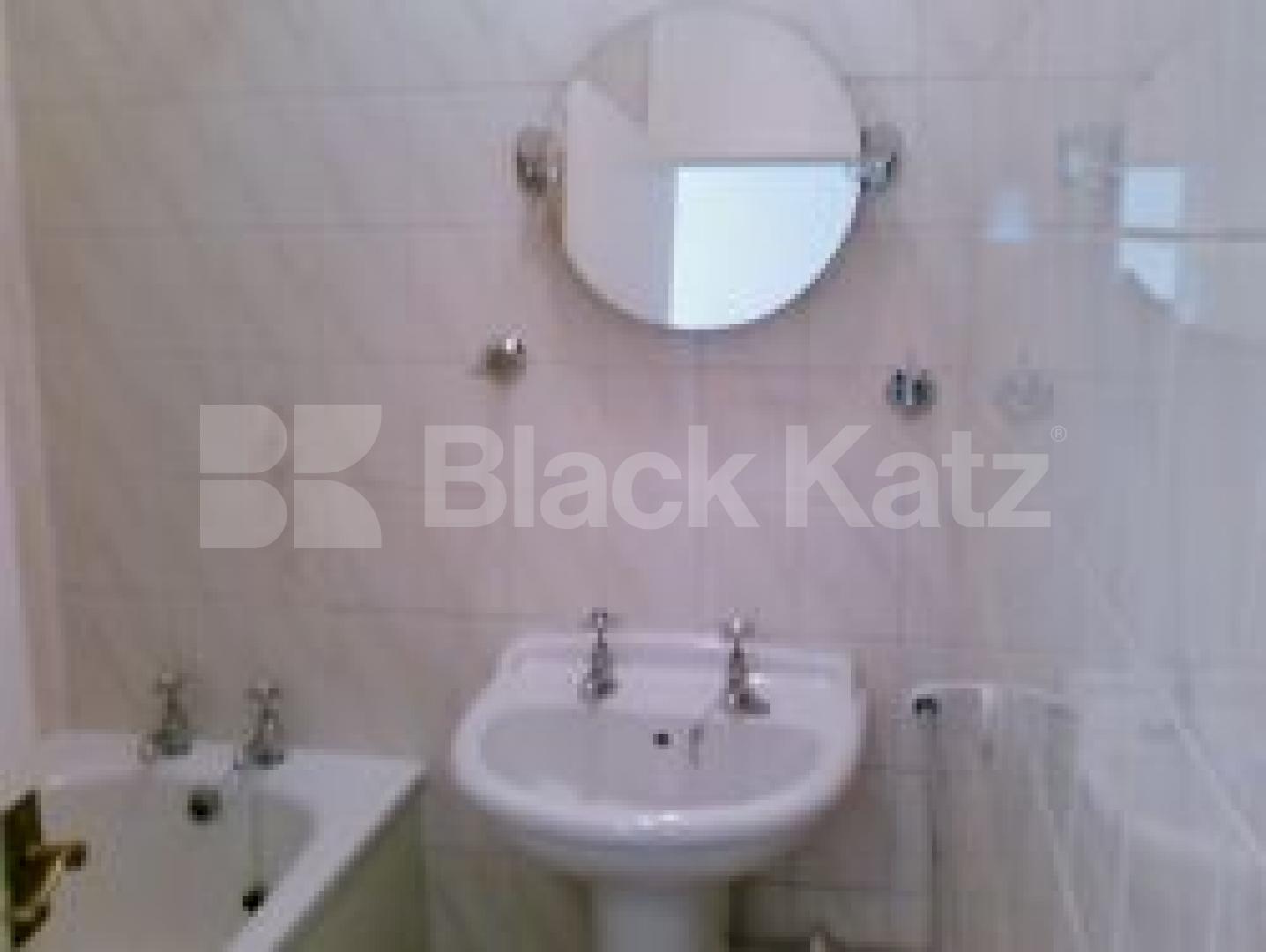 			New Instruciton, 2 Bedroom, 1 bath, 1 reception Flat			 Boundary Road, SWISS COTTAGE